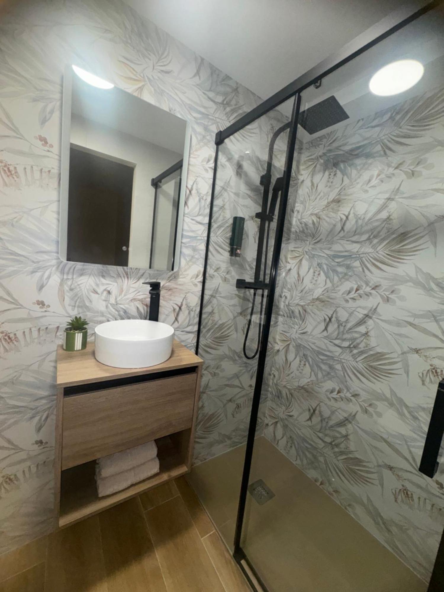 Parking Vigilado Gratis Pleno Centro,Cozy Apartment Granada Picon Center, Recien Reformado Zewnętrze zdjęcie